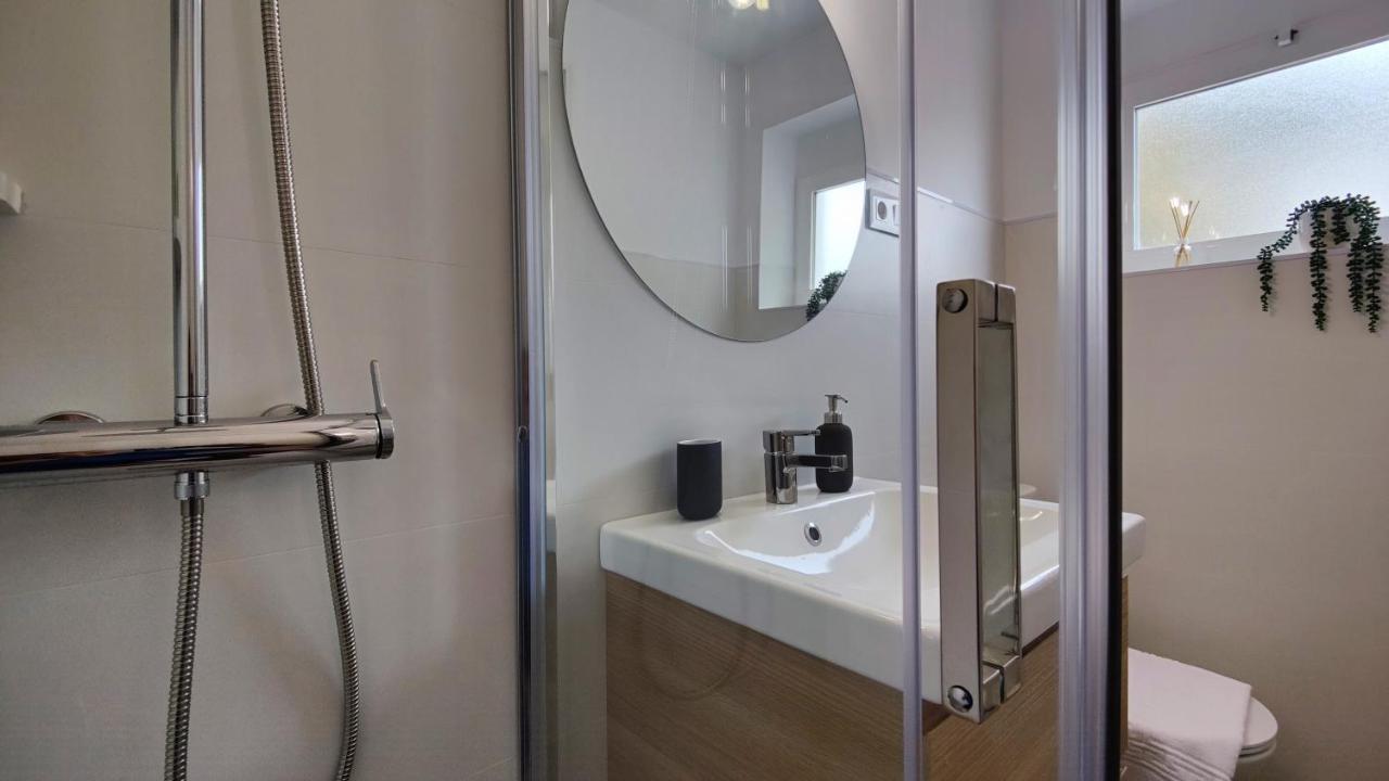 Parralue Beach Front Home Benidorm Bagian luar foto